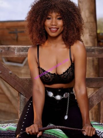 Эскорт Нижний Новгород Elizaveta — брюнетка, грудь 75C (3-й) (фото 1)